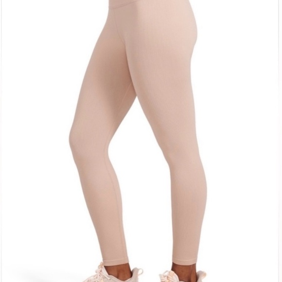 Peloton x Spiritual Gangster Love Sculpt ⅞ Seamless Leggings Baby Pink M/L - Picture 2 of 10